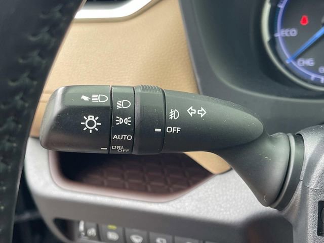 Used 2021 Toyota RAV4 Limited image 37