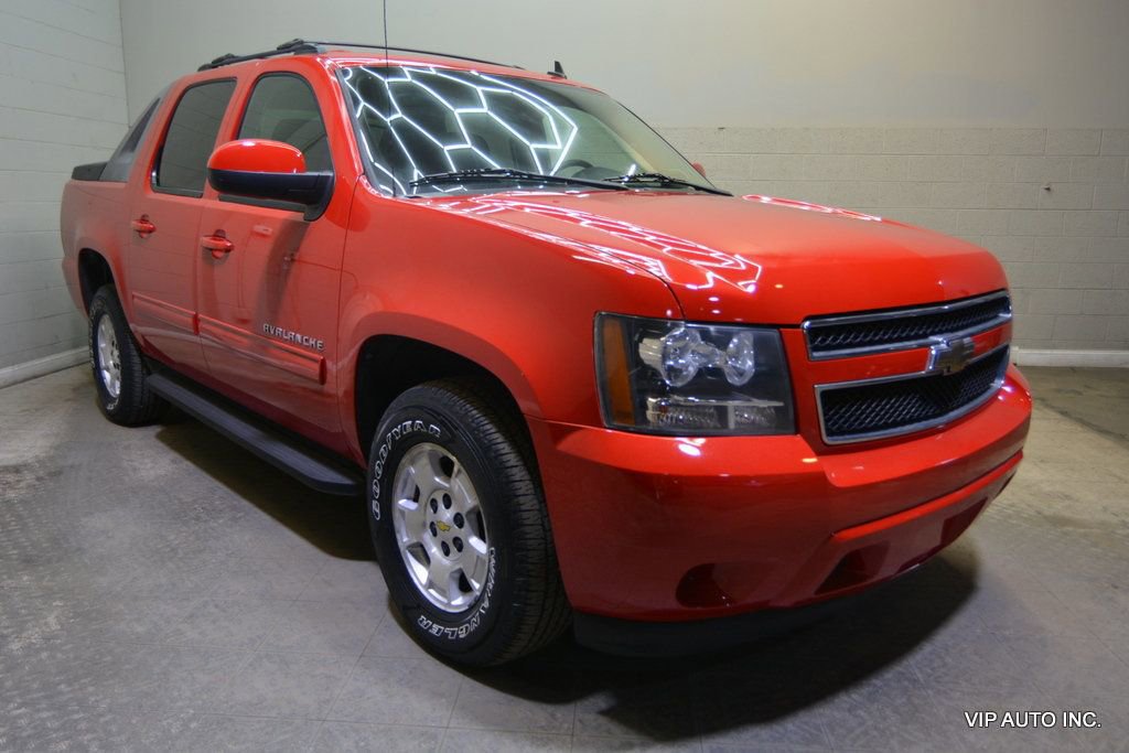 Used 2011 Chevrolet Avalanche LS