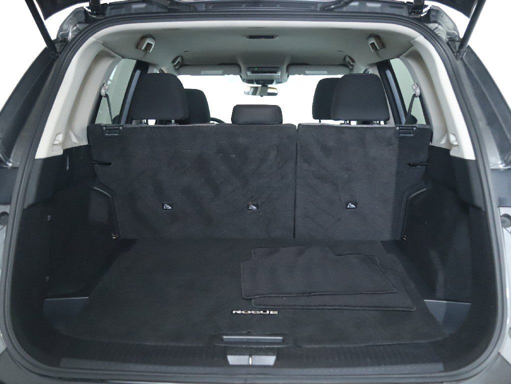 Used 2023 Nissan Rogue SV image 28