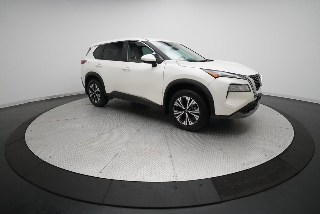 Used 2023 Nissan Rogue SV image 13