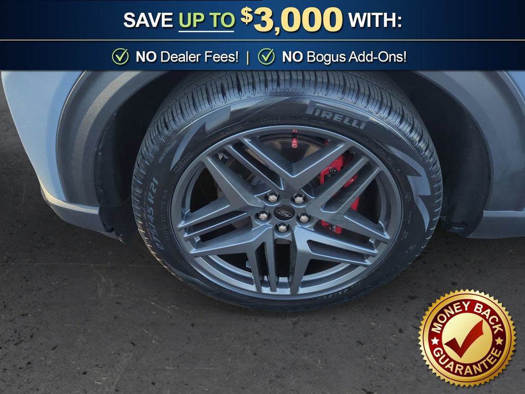 Used 2025 Ford Explorer ST image 13