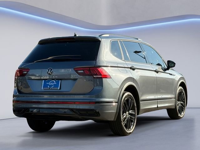 Used 2022 Volkswagen Tiguan SE R-Line AWD/4WD image 5