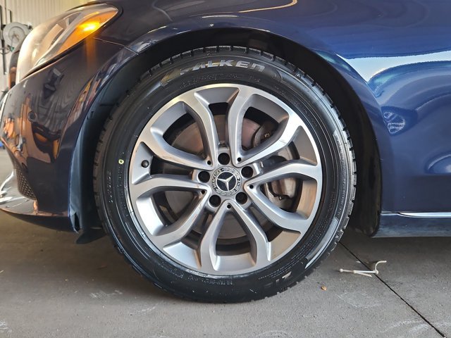 Used 2018 Mercedes-Benz C 300 Sedan image 25