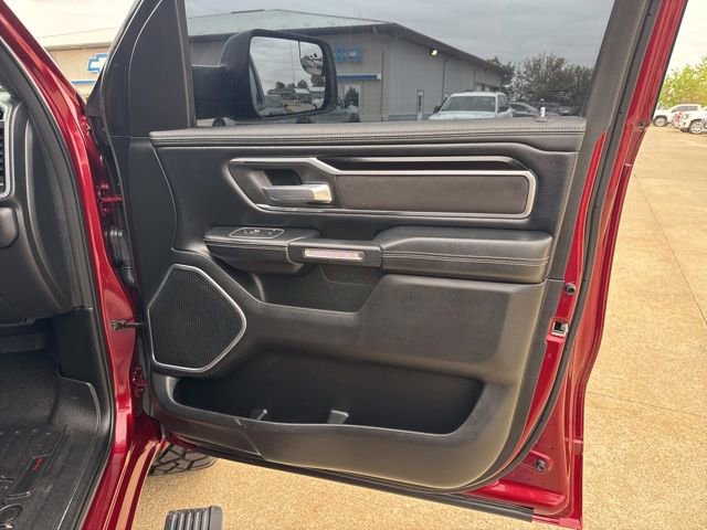 Used 2020 RAM 1500 Laramie w/ Sport Appearance Package AWD/4WD image 26