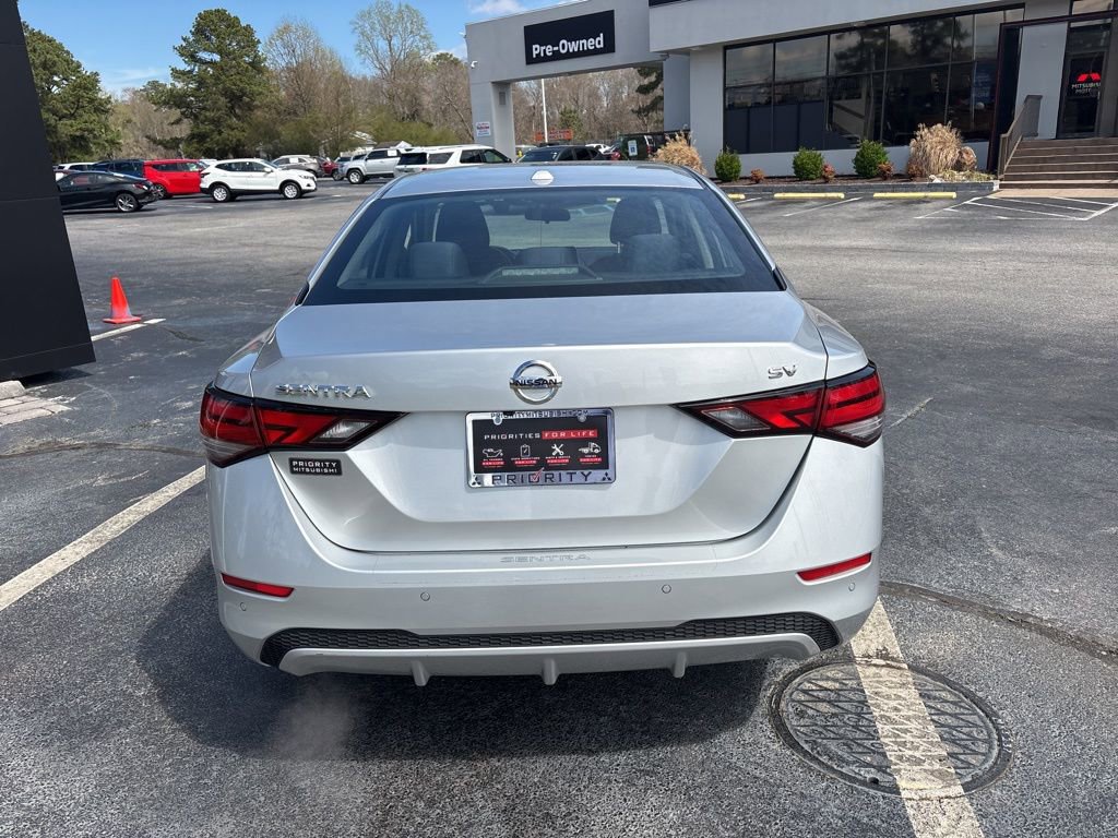 Used 2022 Nissan Sentra SV w/ All-Weather Package FWD image 6