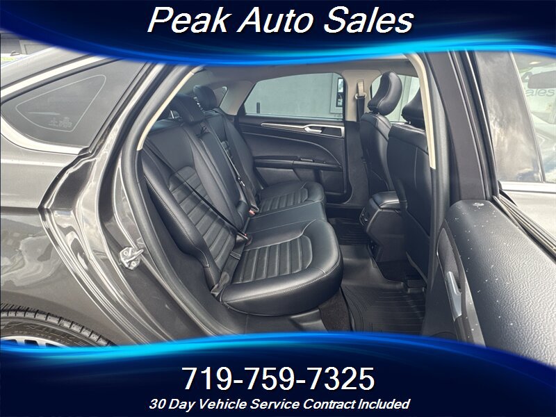 Used 2018 Ford Fusion SE w/ Equipment Group 602A FWD image 33
