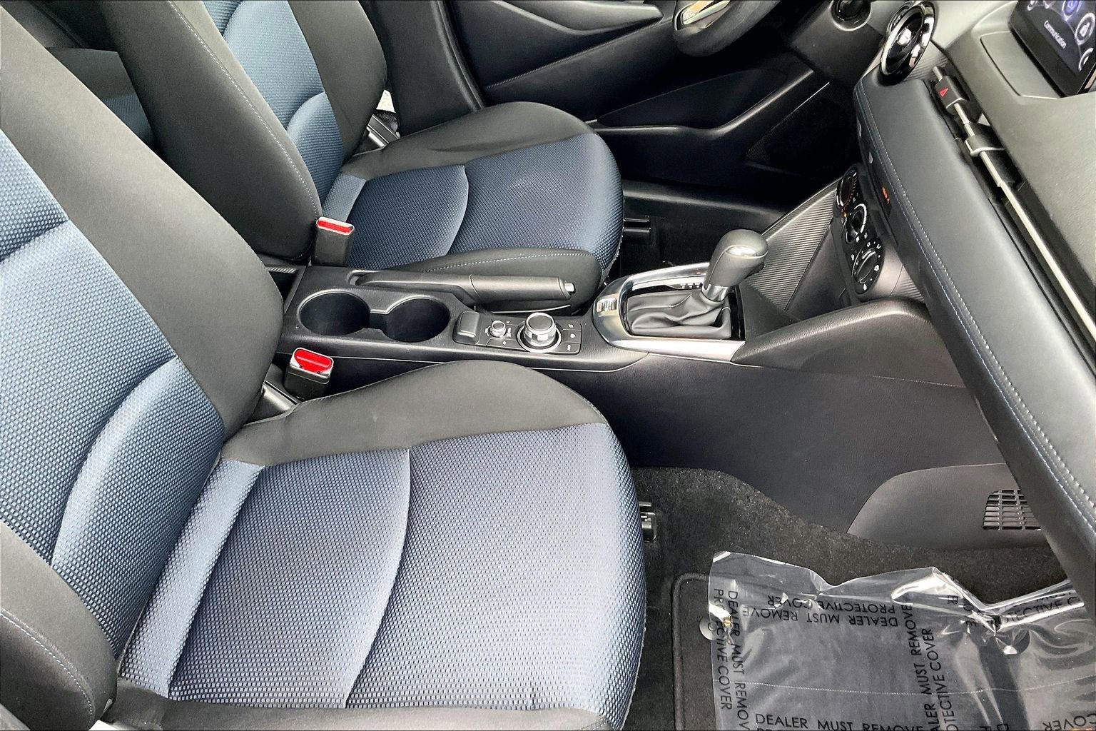 Used 2019 Toyota Yaris LE image 21