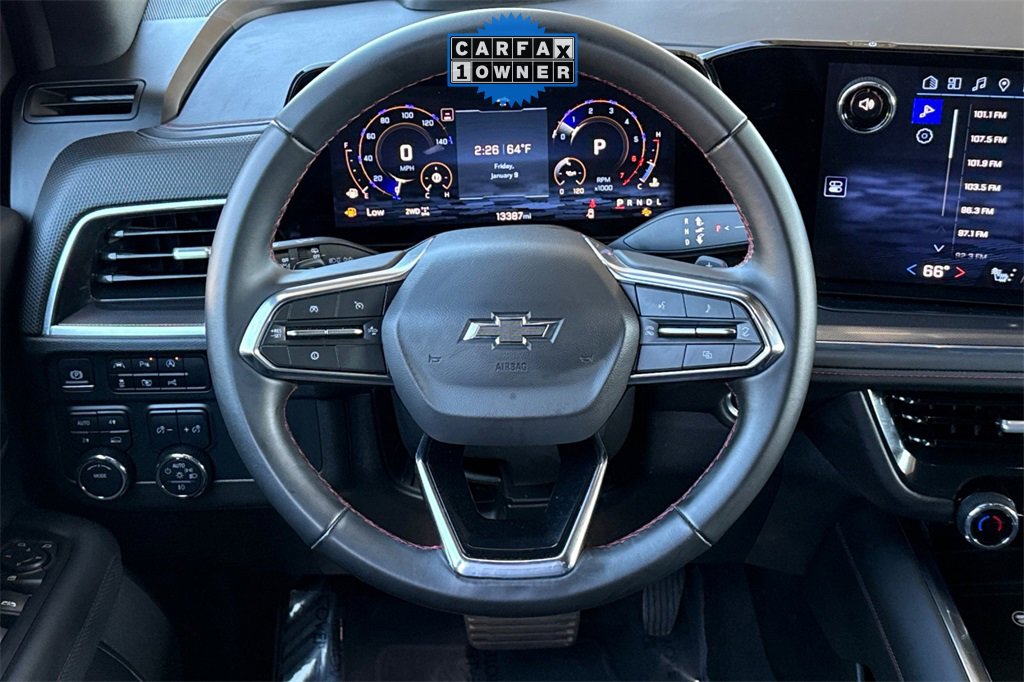 Used 2025 Chevrolet Suburban RST image 21