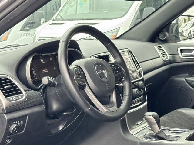 Used 2020 Jeep Grand Cherokee Altitude image 28