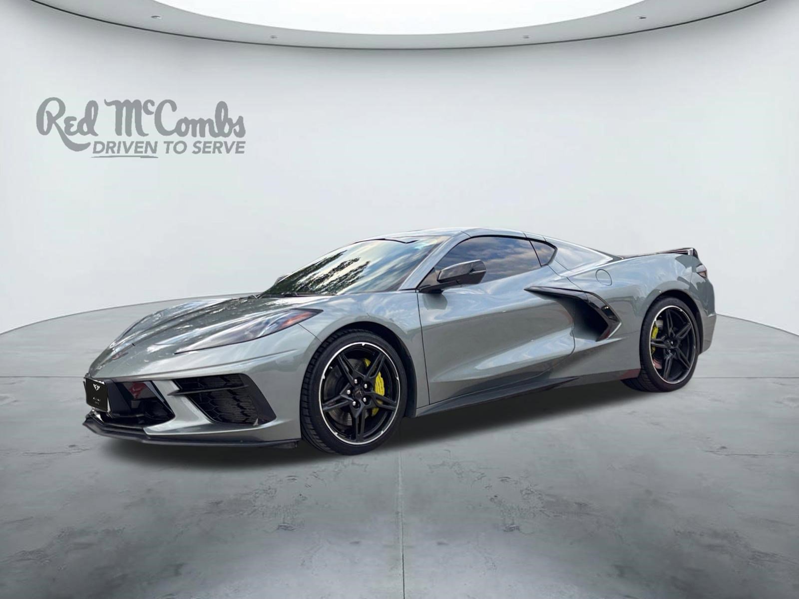 Used 2022 Chevrolet Corvette Stingray Coupe w/ Z51 Performance Package RWD image 1