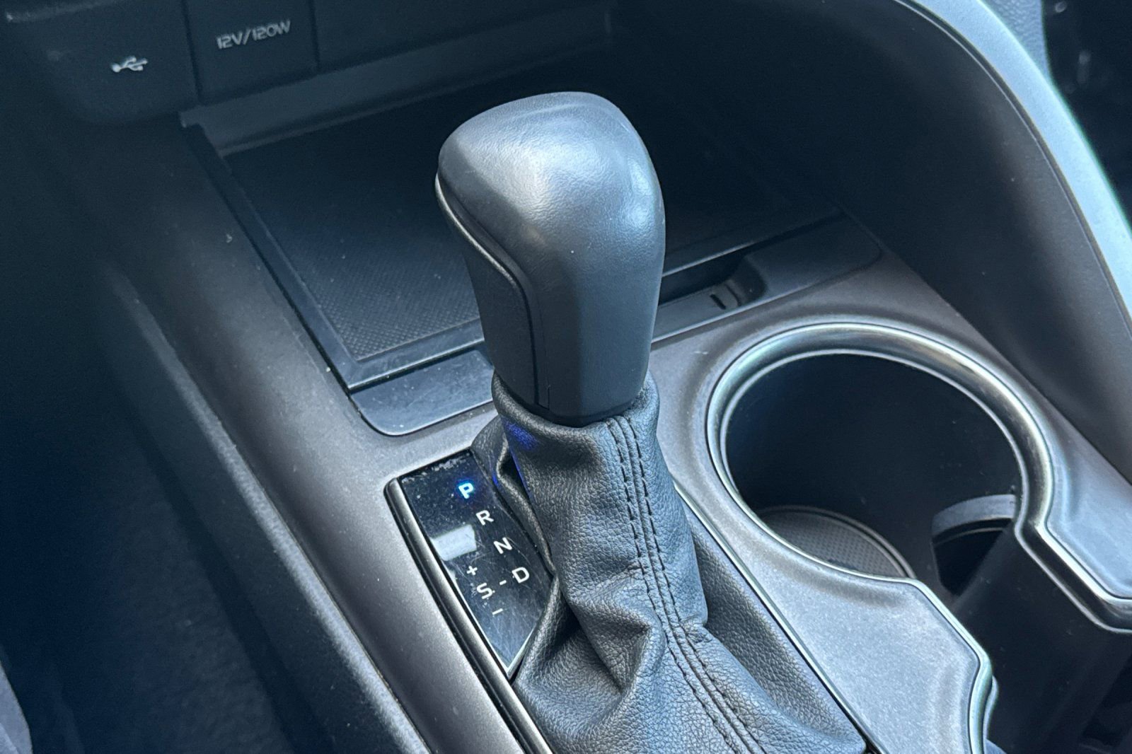 Certified 2022 Toyota Camry SE image 27