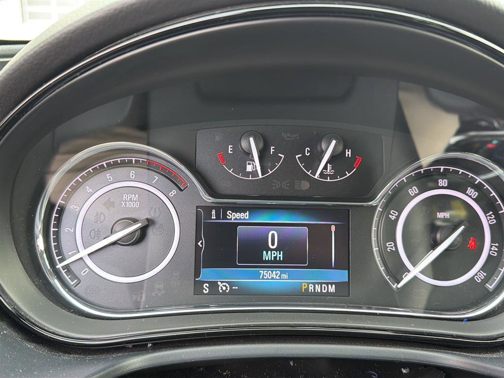 Used 2017 Buick Regal Sport Touring image 10