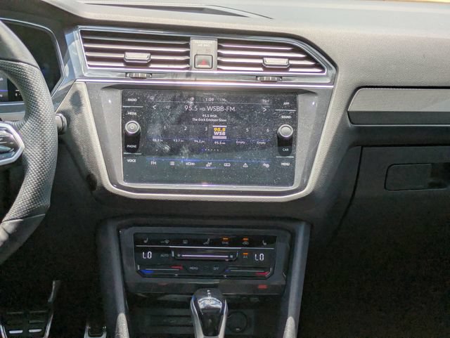 Used 2023 Volkswagen Tiguan SE R-Line FWD image 19