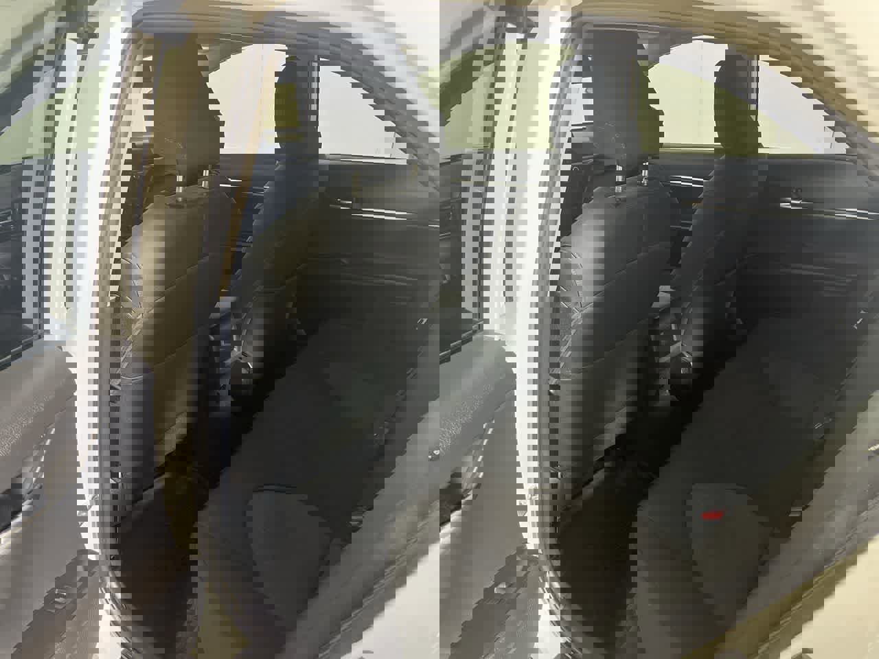 Used 2023 Toyota Camry LE image 25