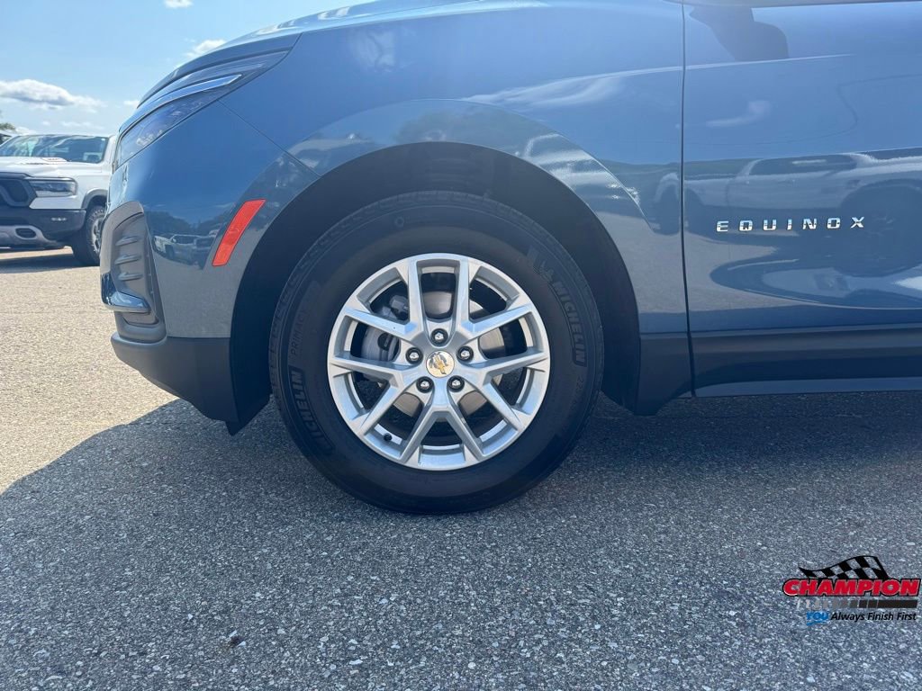 Used 2024 Chevrolet Equinox LS image 11