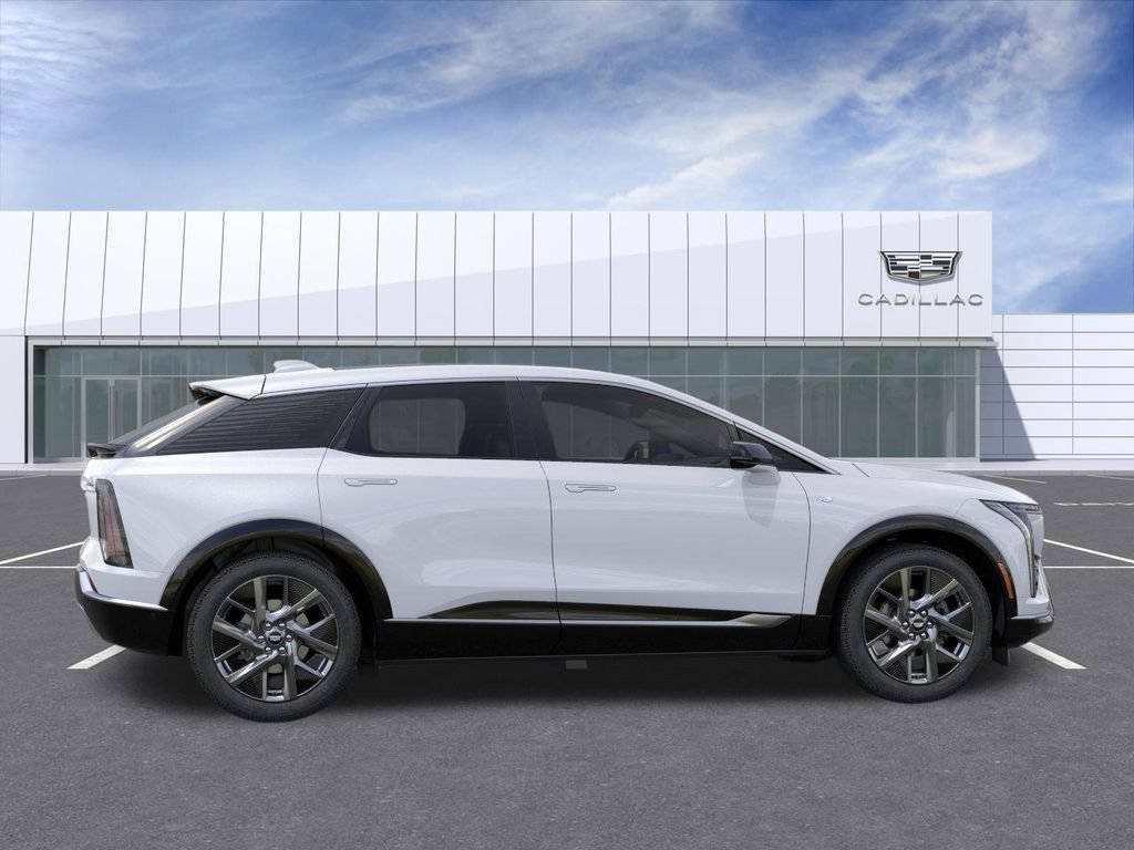 New 2026 Cadillac Optiq Luxury 1 w/ LPO, Floor Liner Package AWD/4WD image 5