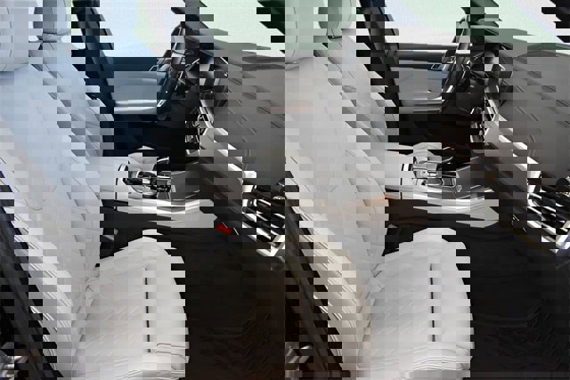 Used 2023 BMW X5 xDrive40i w/ Premium Package image 14