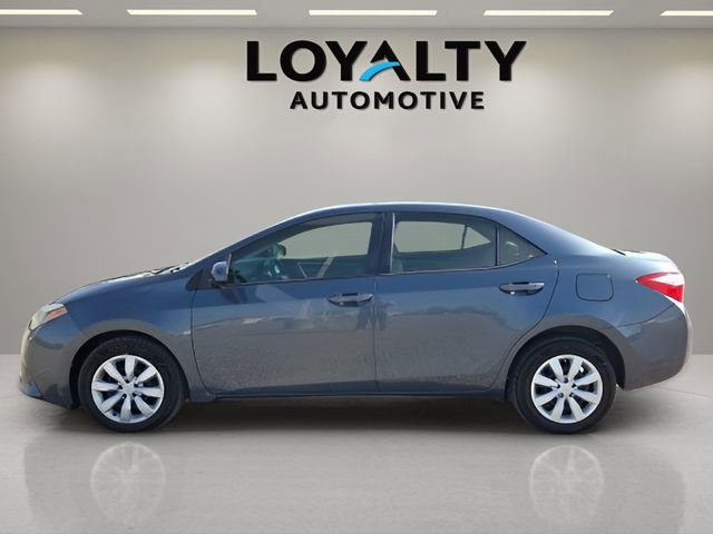 Used 2015 Toyota Corolla LE image 2