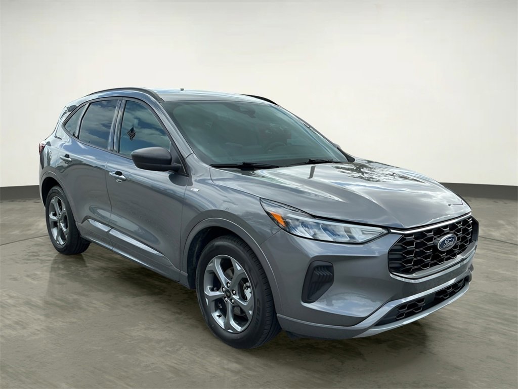 Used 2024 Ford Escape ST-Line w/ Cold Weather Package image 11