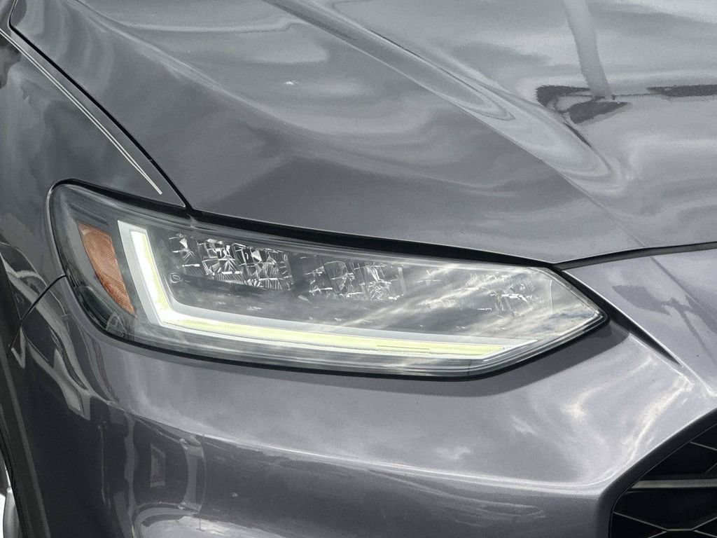 Used 2023 Honda HR-V LX image 8