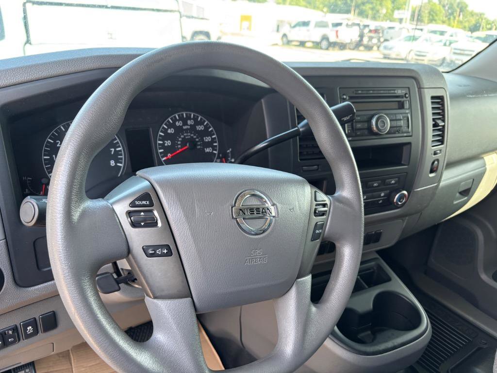 Used 2014 Nissan NV 1500 SV image 12