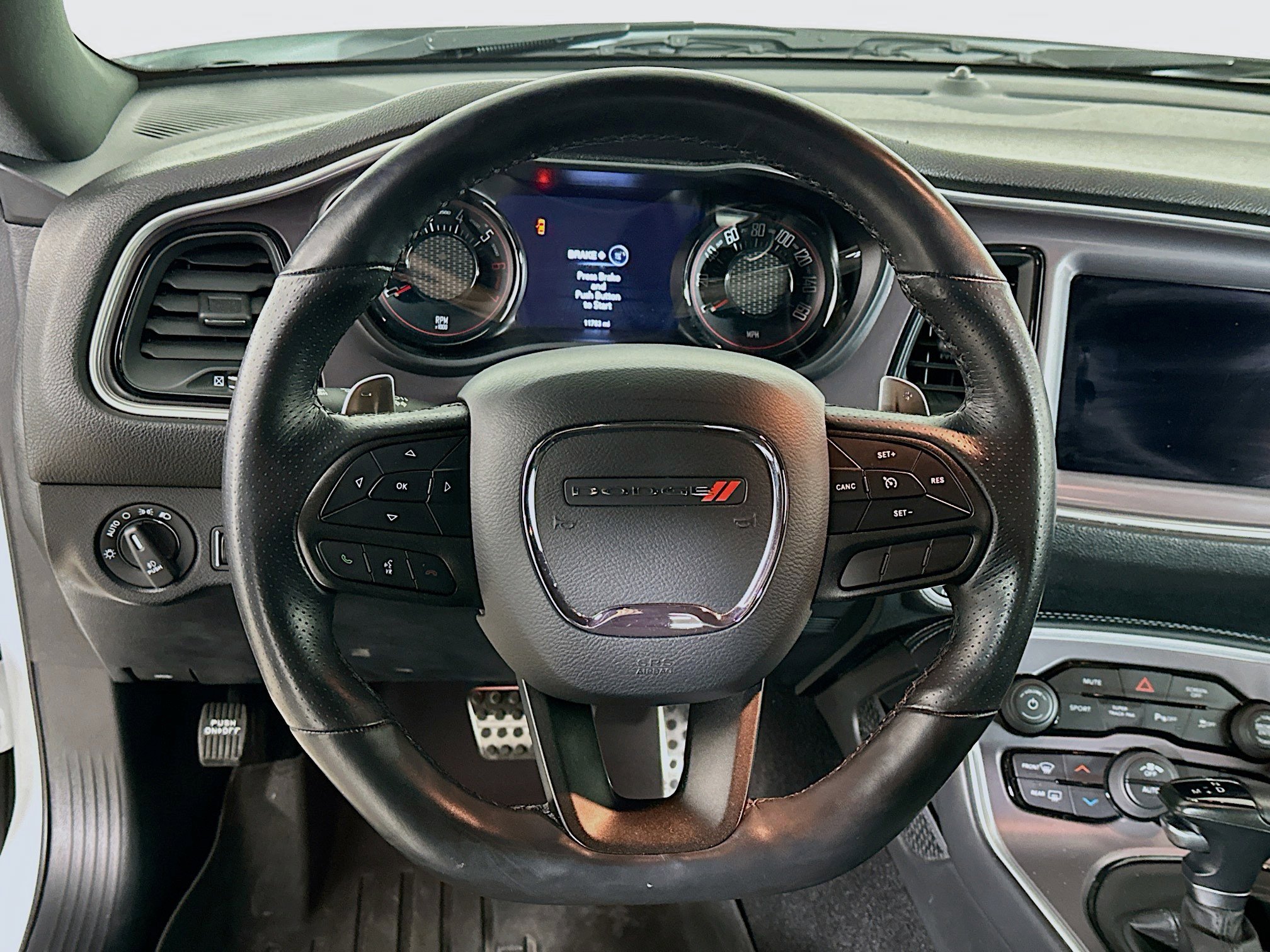 Used 2022 Dodge Challenger R/T w/ Performance Handling Group image 18