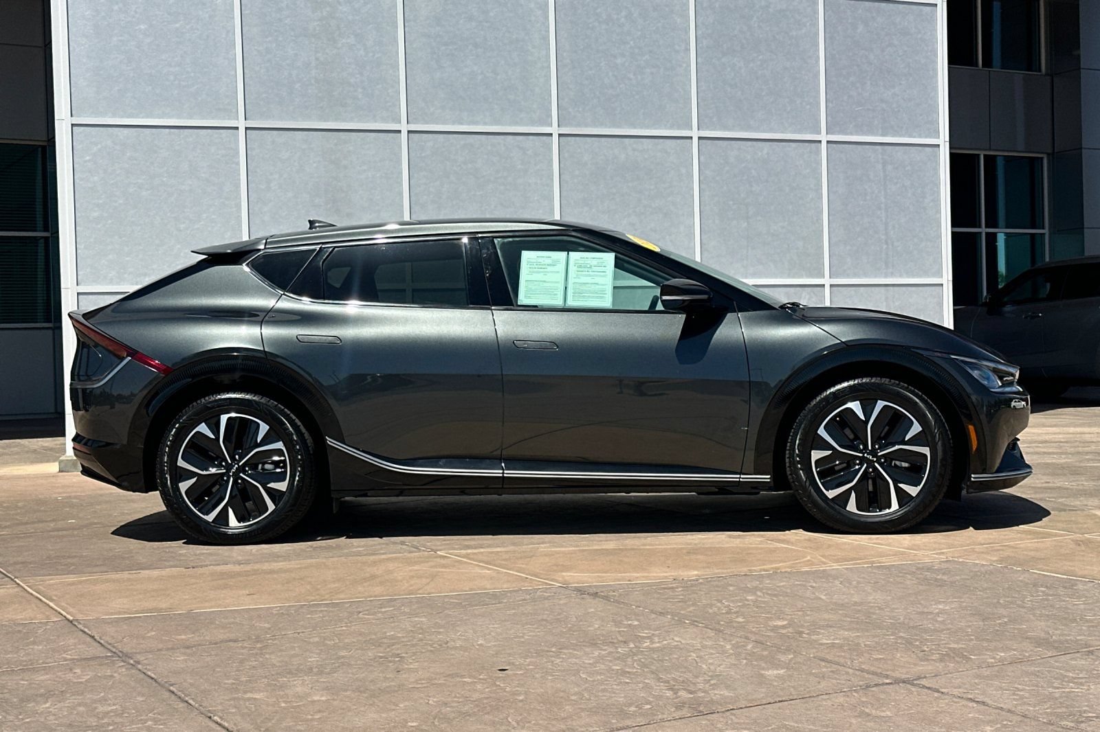 Used 2024 Kia EV6 Wind AWD/4WD image 3