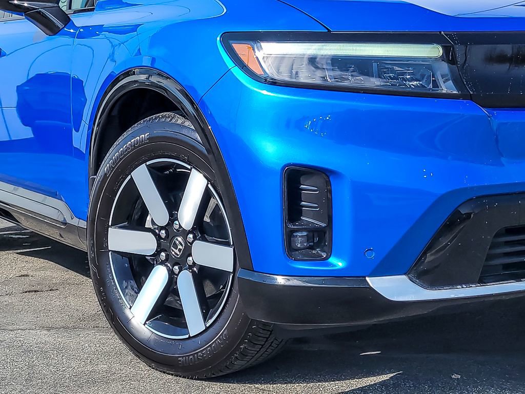 Used 2025 Honda Prologue Touring image 3