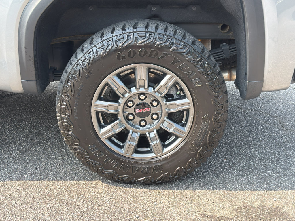Used 2026 GMC Sierra 1500 AT4X AWD/4WD image 37