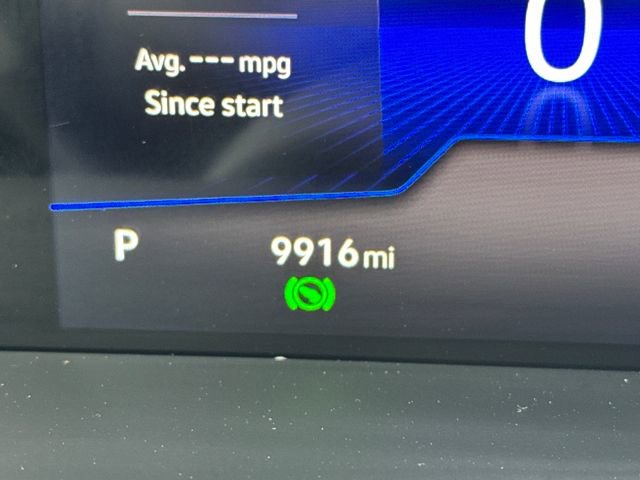 Certified 2025 Volkswagen Jetta SE w/ Sunroof Package image 23