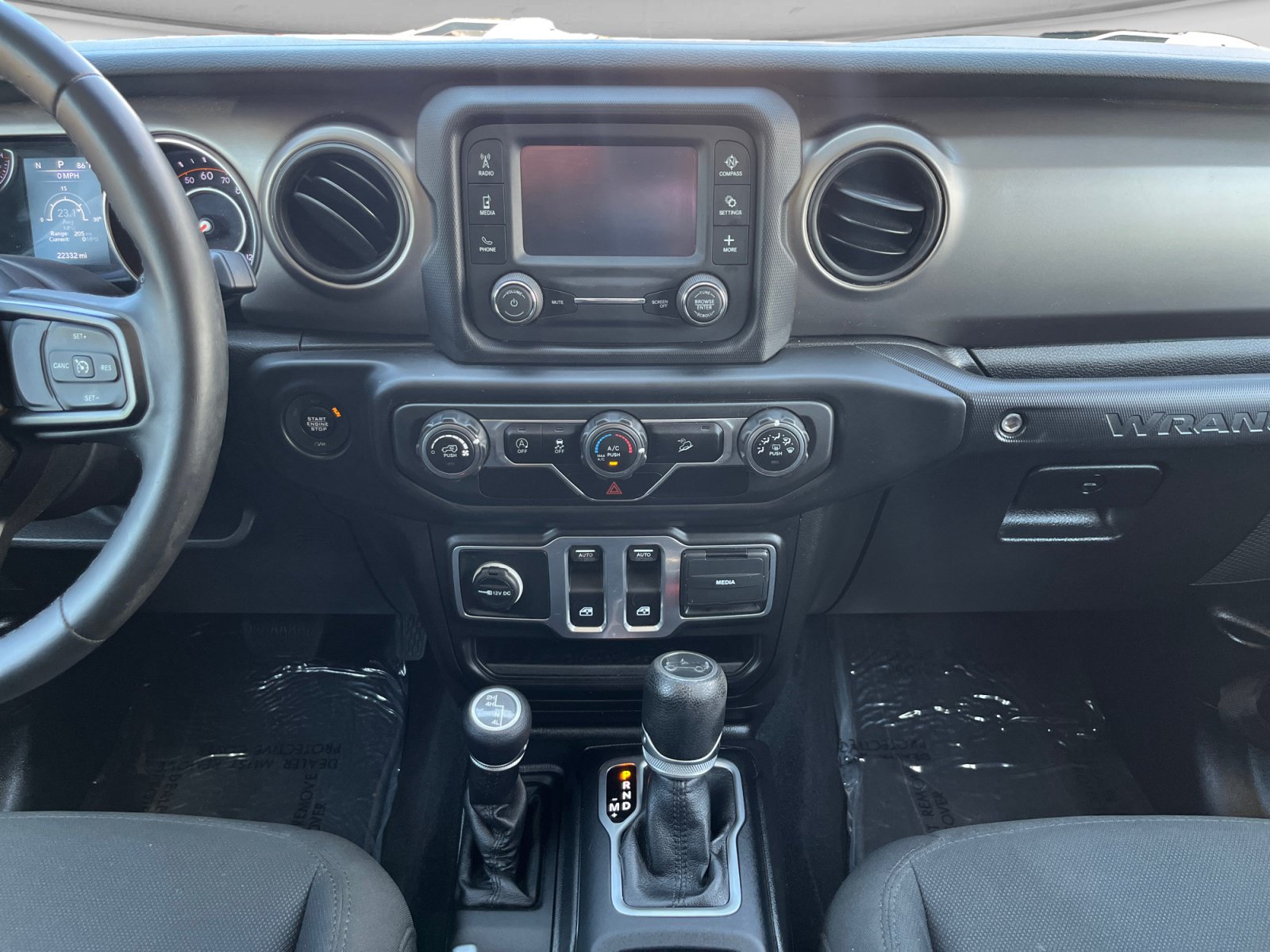 Used 2018 Jeep Wrangler Sport AWD/4WD image 11