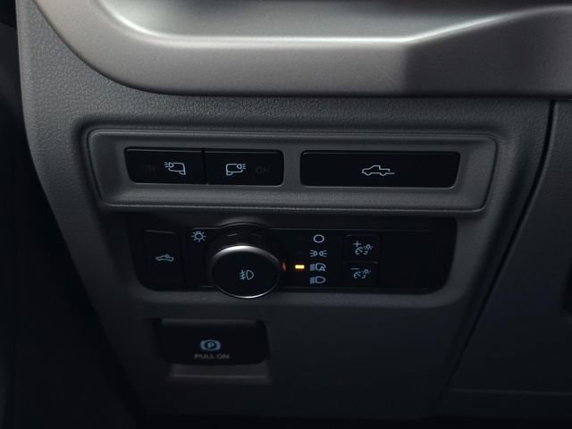 Used 2022 Ford F150 XLT w/ Equipment Group 302A High AWD/4WD image 18