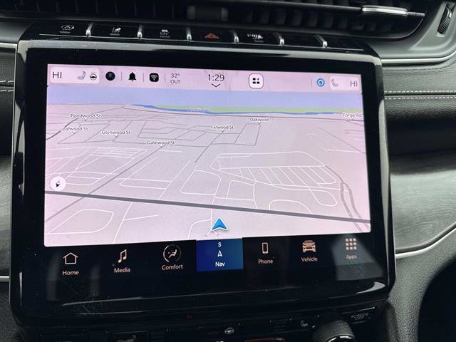 Used 2023 Jeep Grand Cherokee L Limited w/ Black Appearance Package image 14