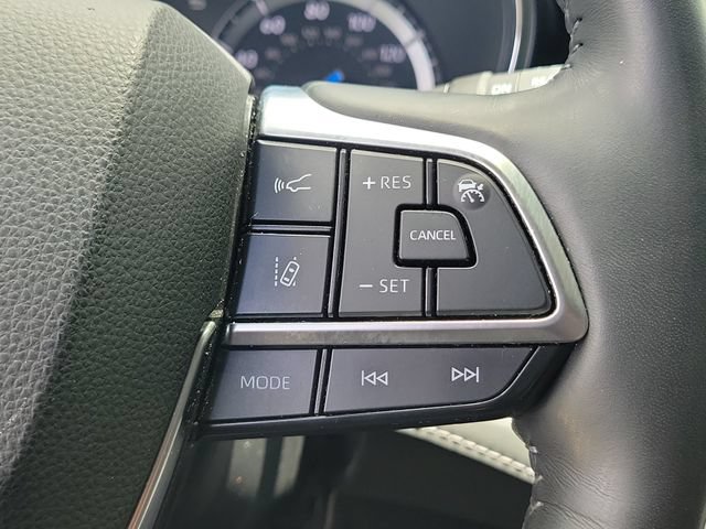 Used 2021 Toyota Highlander Platinum FWD image 27