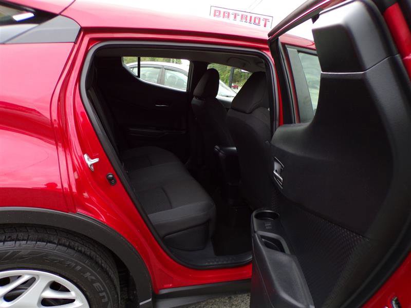 Used 2020 Toyota C-HR LE FWD image 21