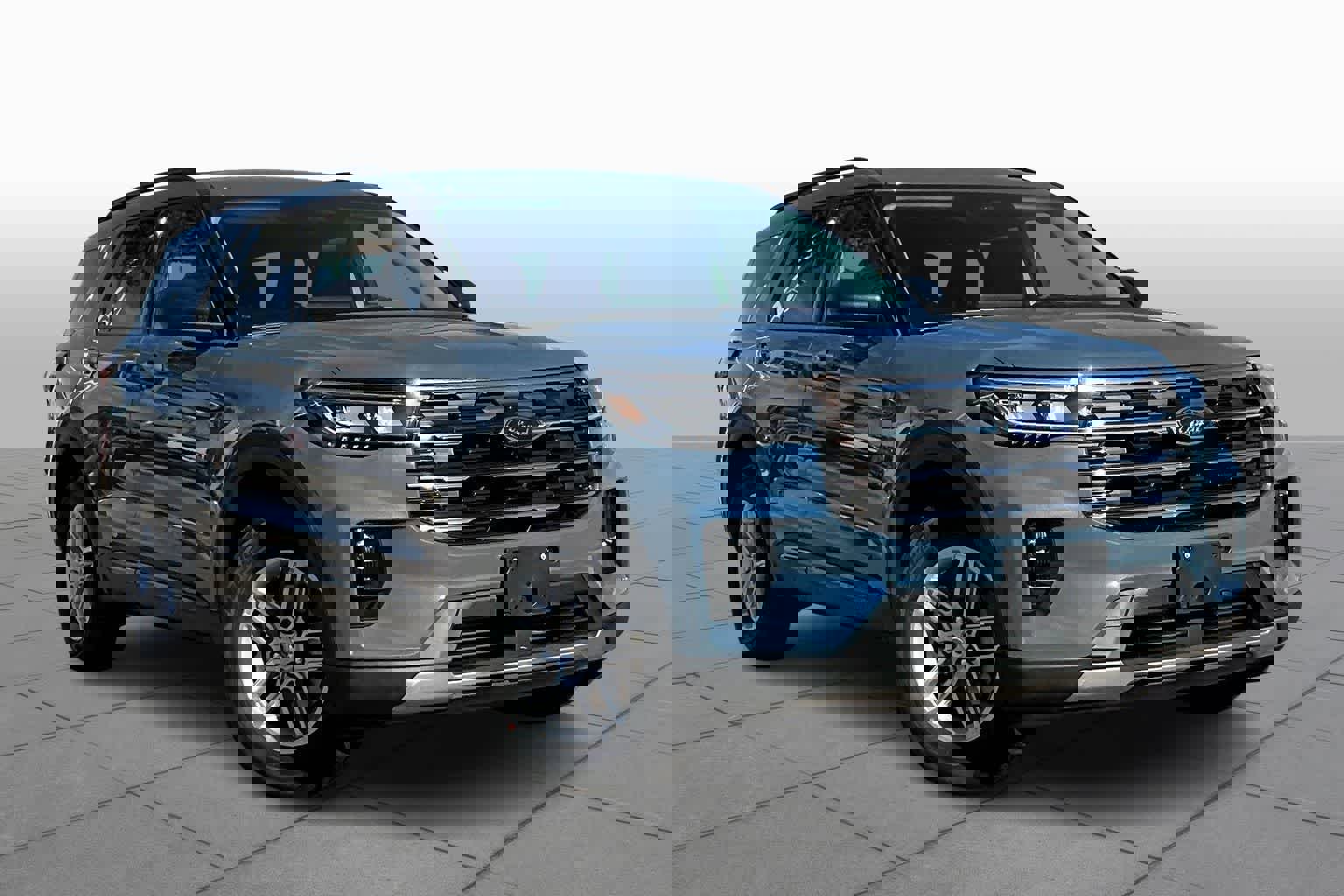 New 2026 Ford Explorer Active w/ Active Comfort Package image 2