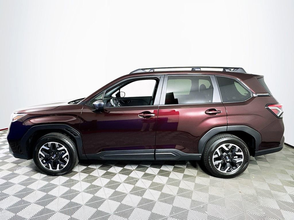 Used 2026 Subaru Forester Premium AWD/4WD image 4