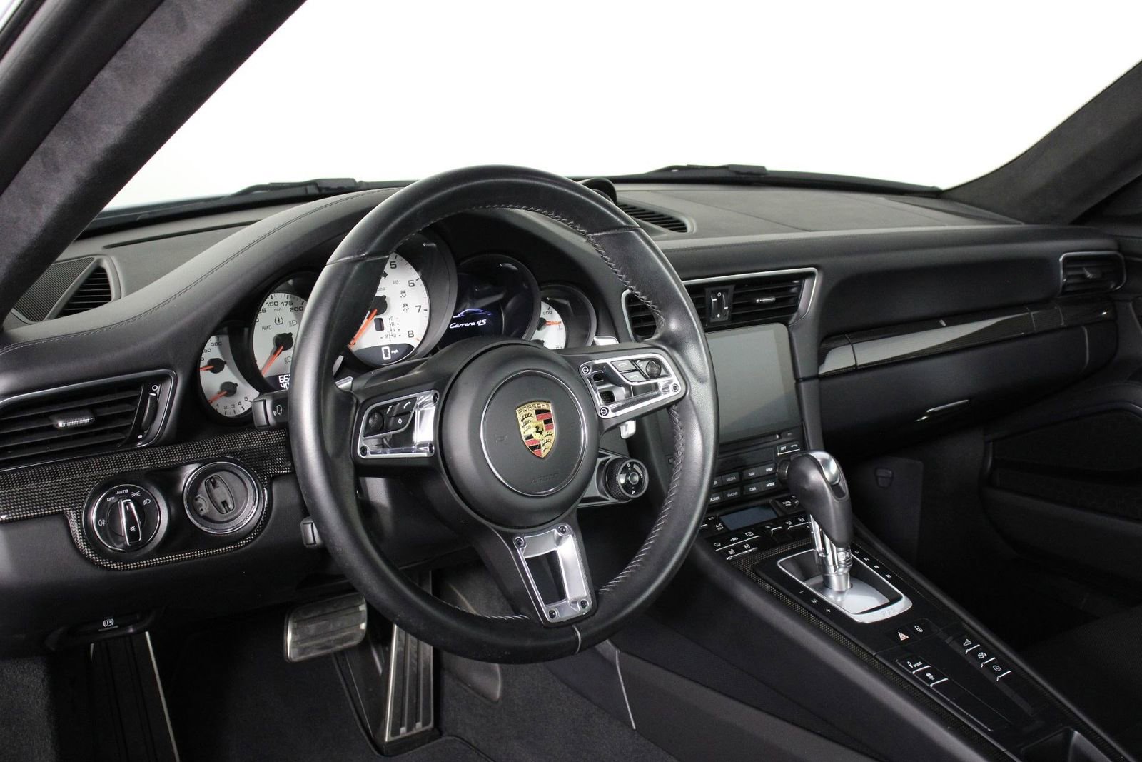 Certified 2017 Porsche 911 Carrera 4S image 4