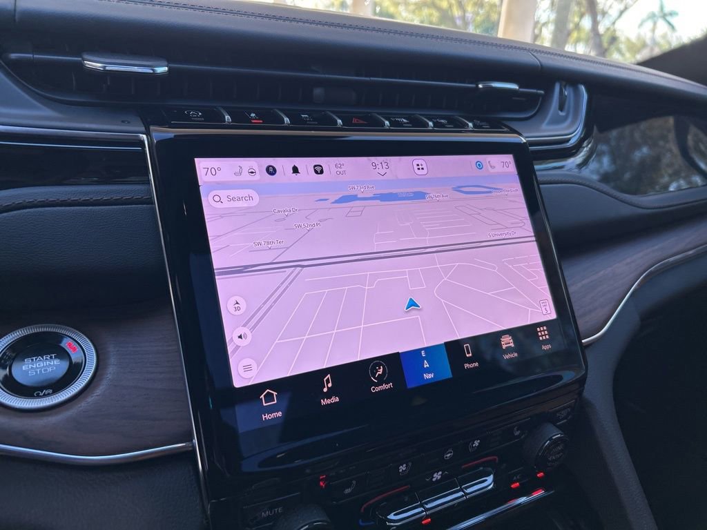 Used 2025 Jeep Grand Cherokee L Summit w/ Advanced Protech Group IV image 10