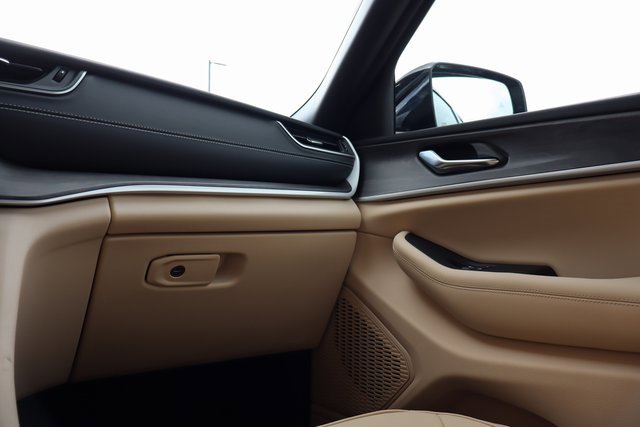 New 2025 Jeep Grand Cherokee Limited image 39