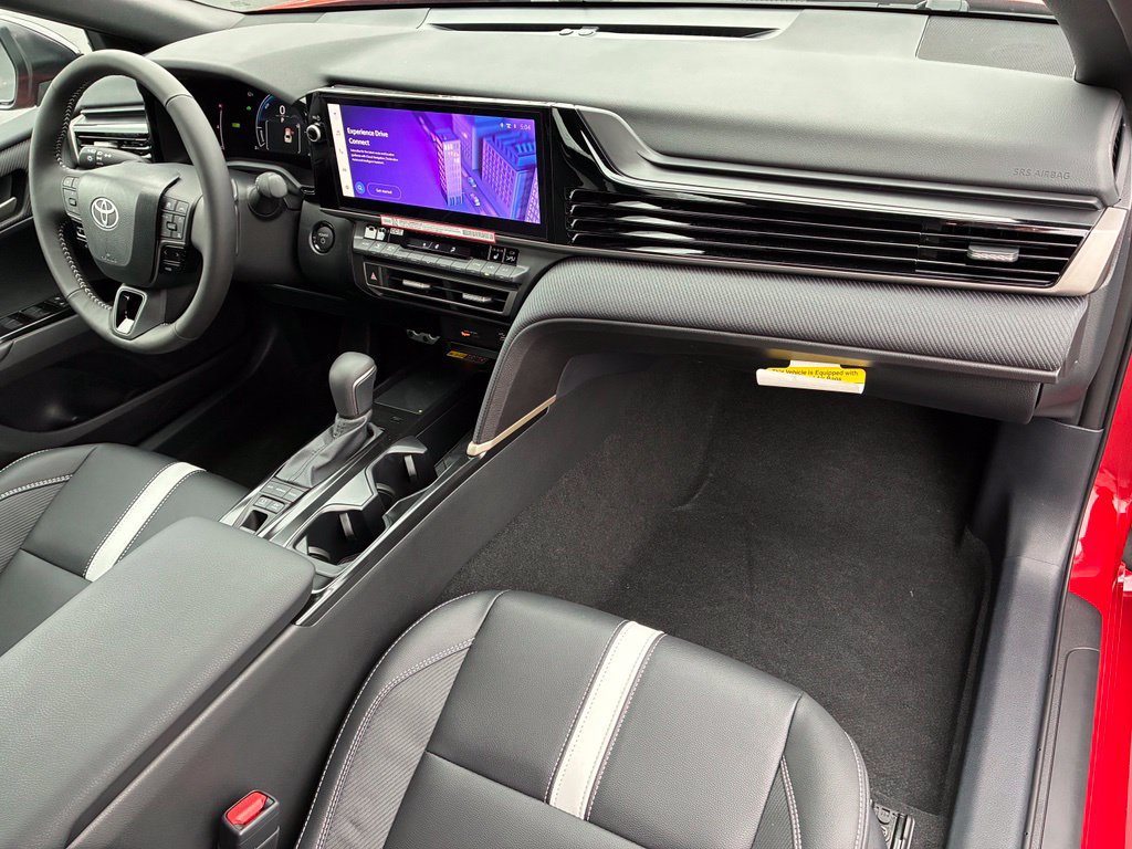 New 2026 Toyota Camry Hybrid AWD/4WD image 32