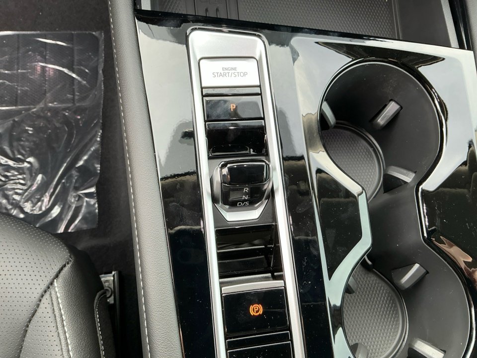 New 2026 Volkswagen Atlas SEL image 19