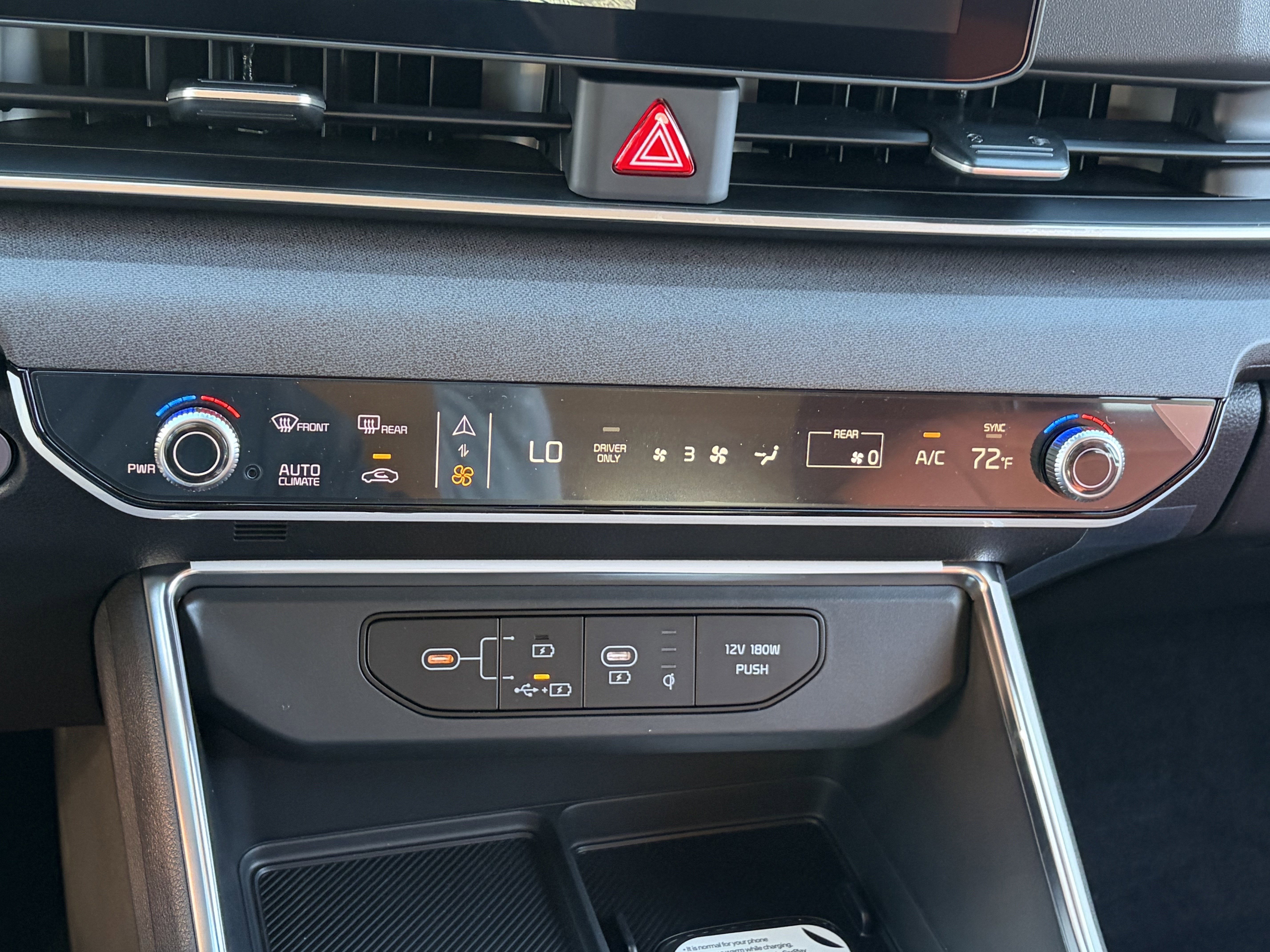 New 2026 Kia Carnival EX image 27