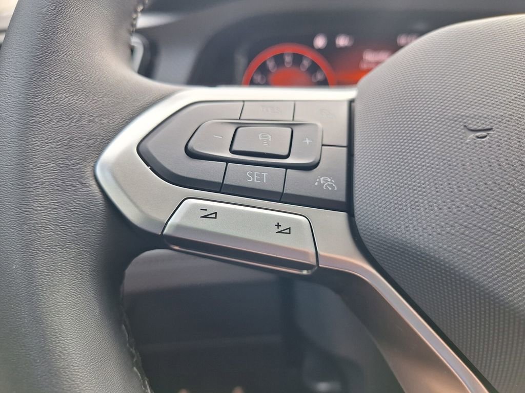 New 2026 Volkswagen Atlas Peak Edition AWD/4WD image 13