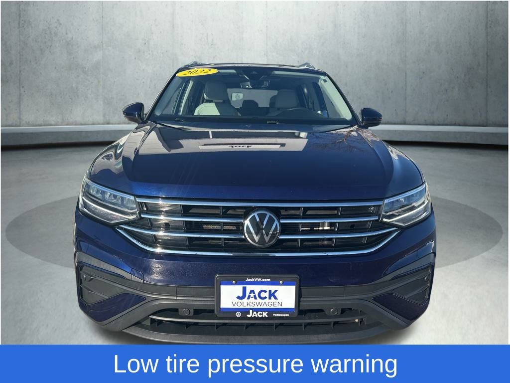 Used 2022 Volkswagen Tiguan SE w/ Panoramic Sunroof Package image 10