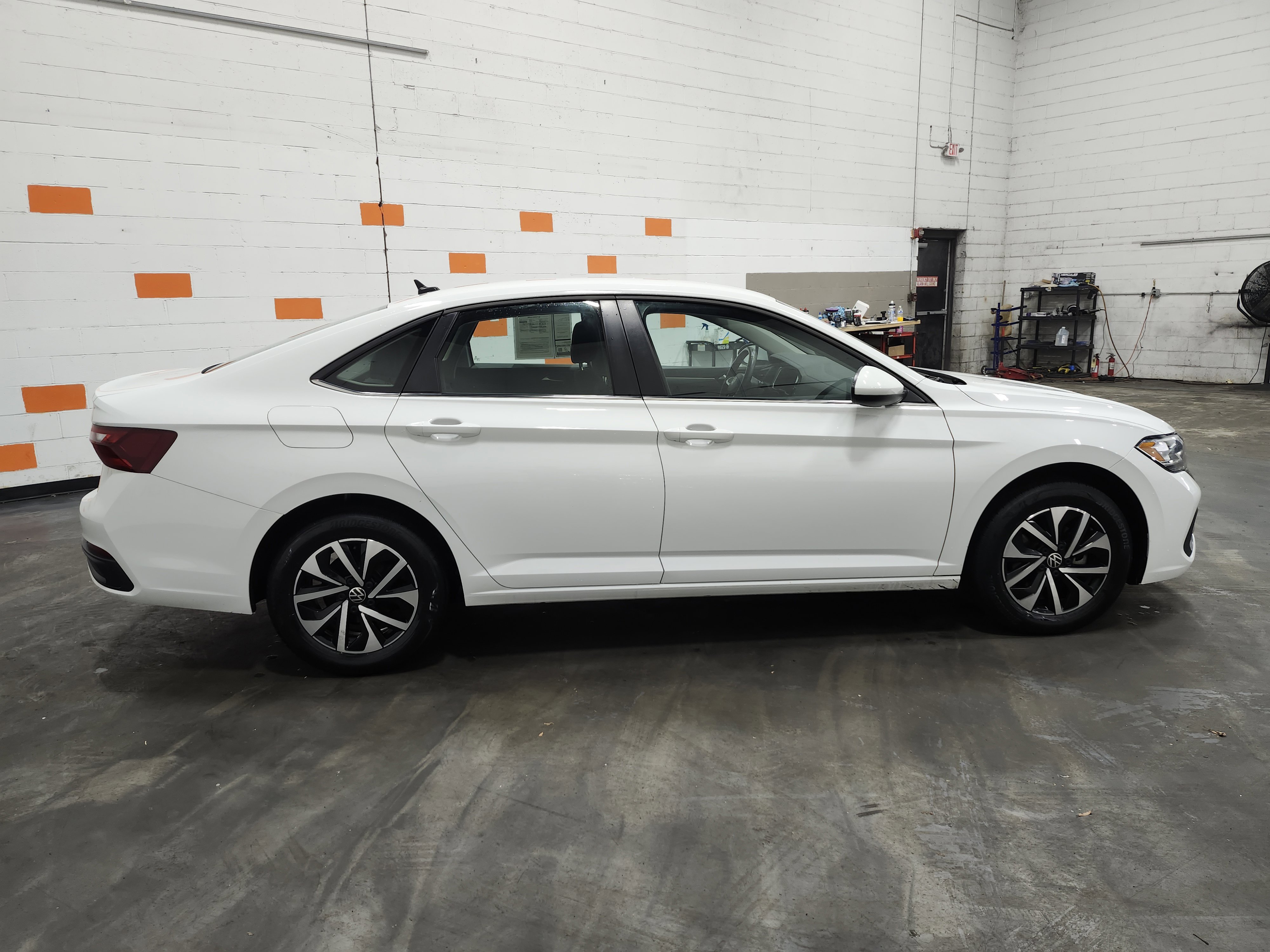 Used 2022 Volkswagen Jetta S image 17