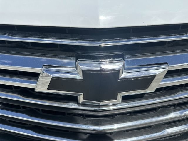 Used 2023 Chevrolet Traverse LT image 10