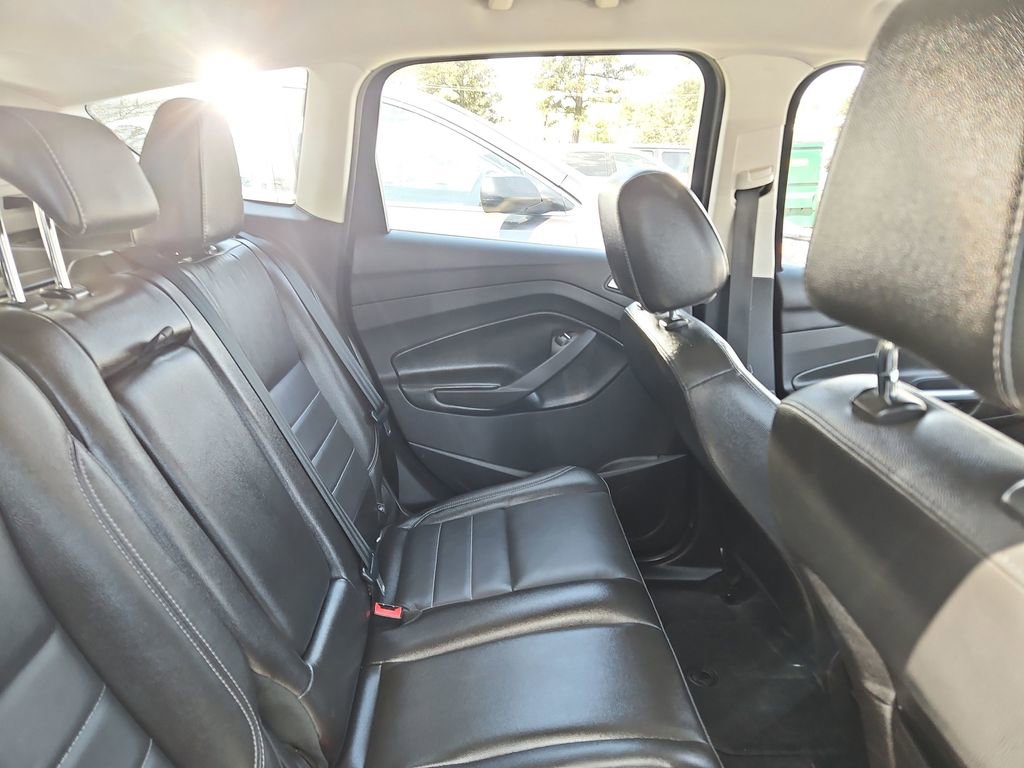 Used 2015 Ford C-MAX Energi SEL image 9