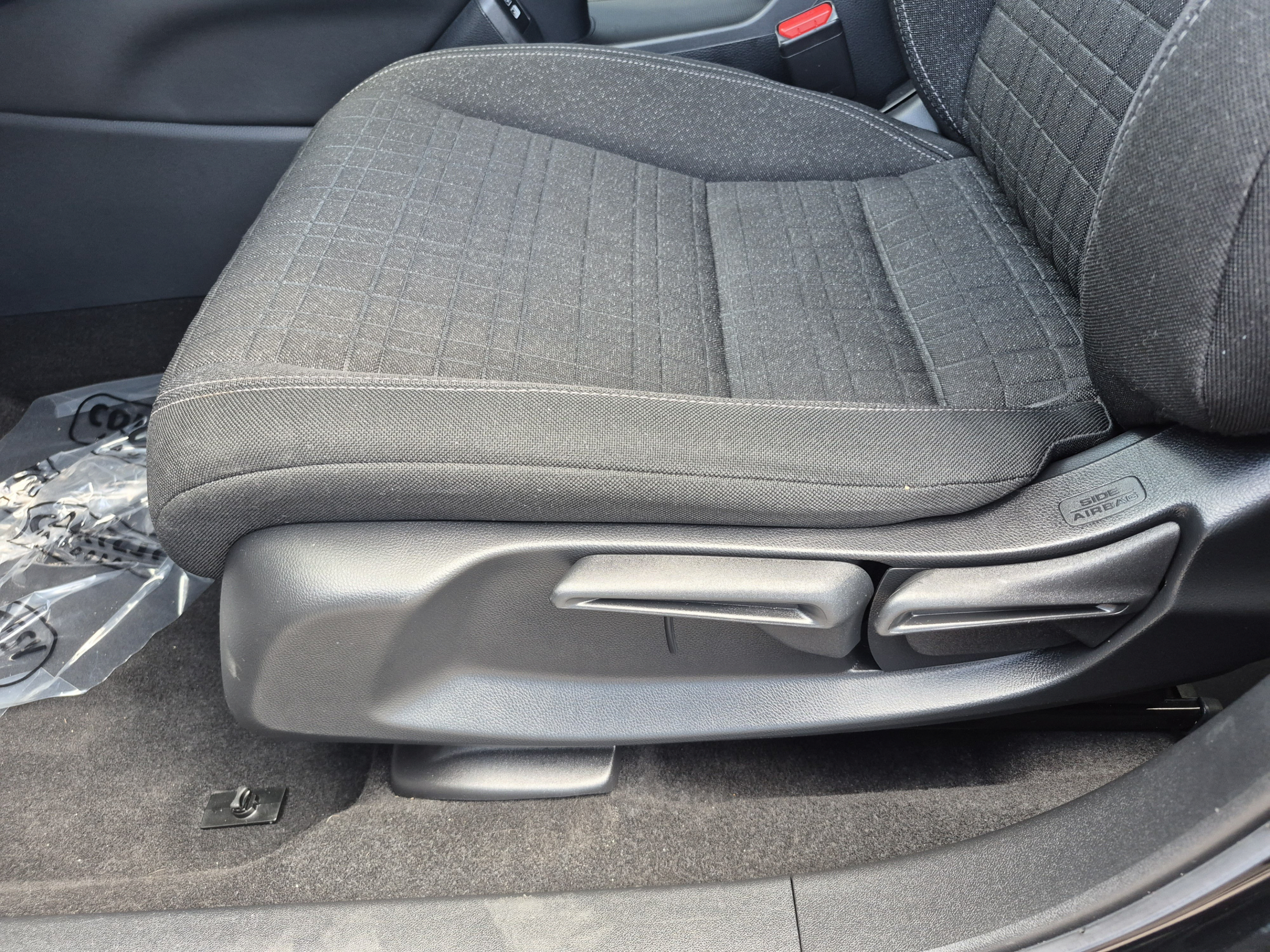 Used 2023 Honda HR-V LX image 19