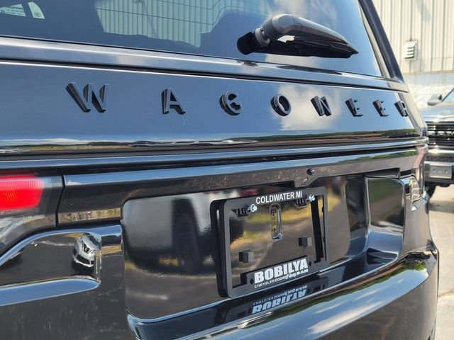 Used 2024 Jeep Wagoneer Series II AWD/4WD image 37